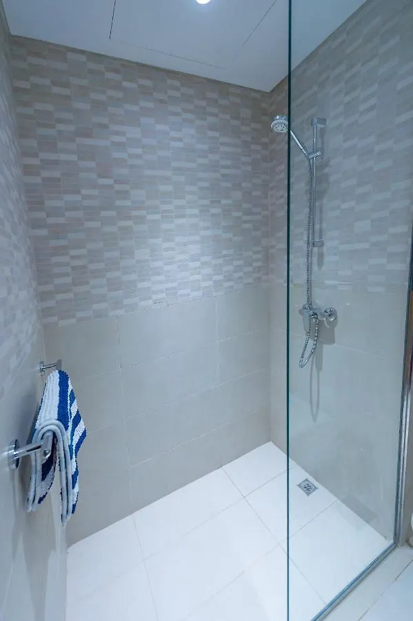 Apartment Luxury Escapes - Cozy Studio In Front Of Metro Stn - Access To Gym & Pool - Aura Azizi Dubai